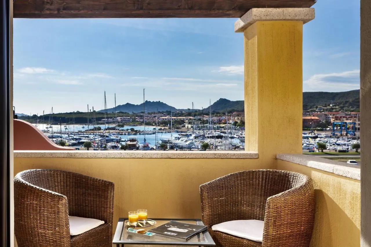 La Vecchia Fonte Boutique Hotel Палау
