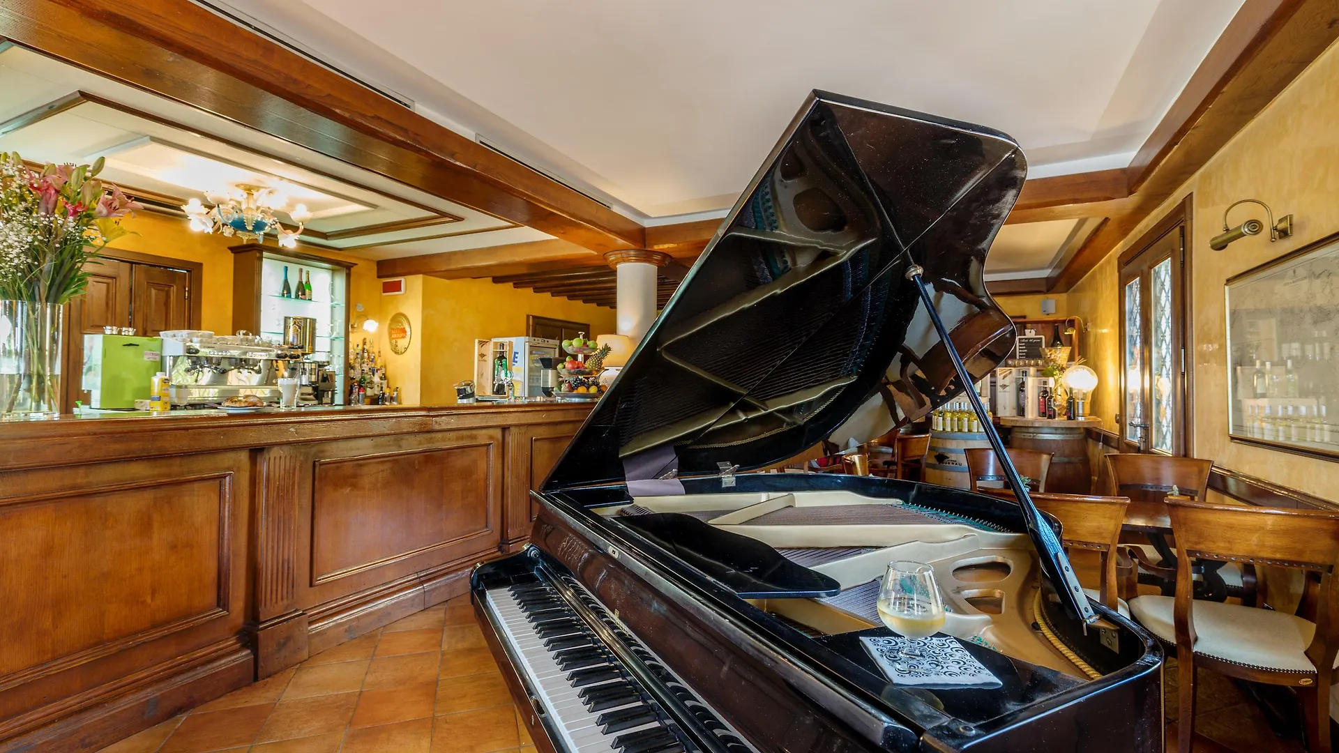 La Vecchia Fonte Boutique Hotel Палау