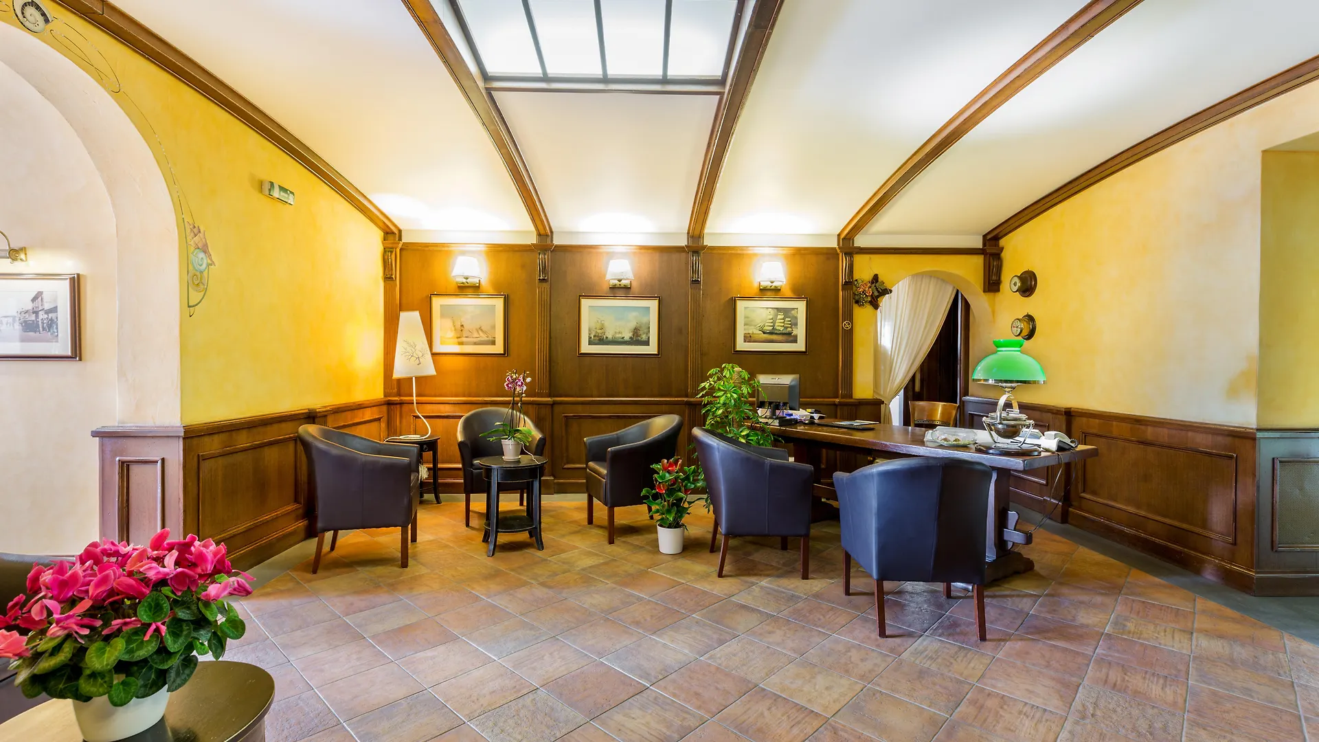 La Vecchia Fonte Boutique Hotel Палау