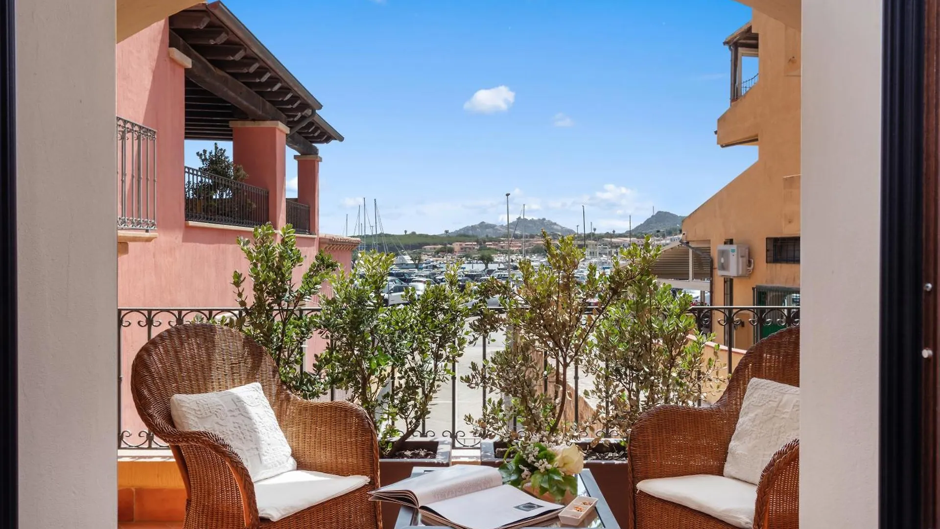 La Vecchia Fonte Boutique Hotel Палау
