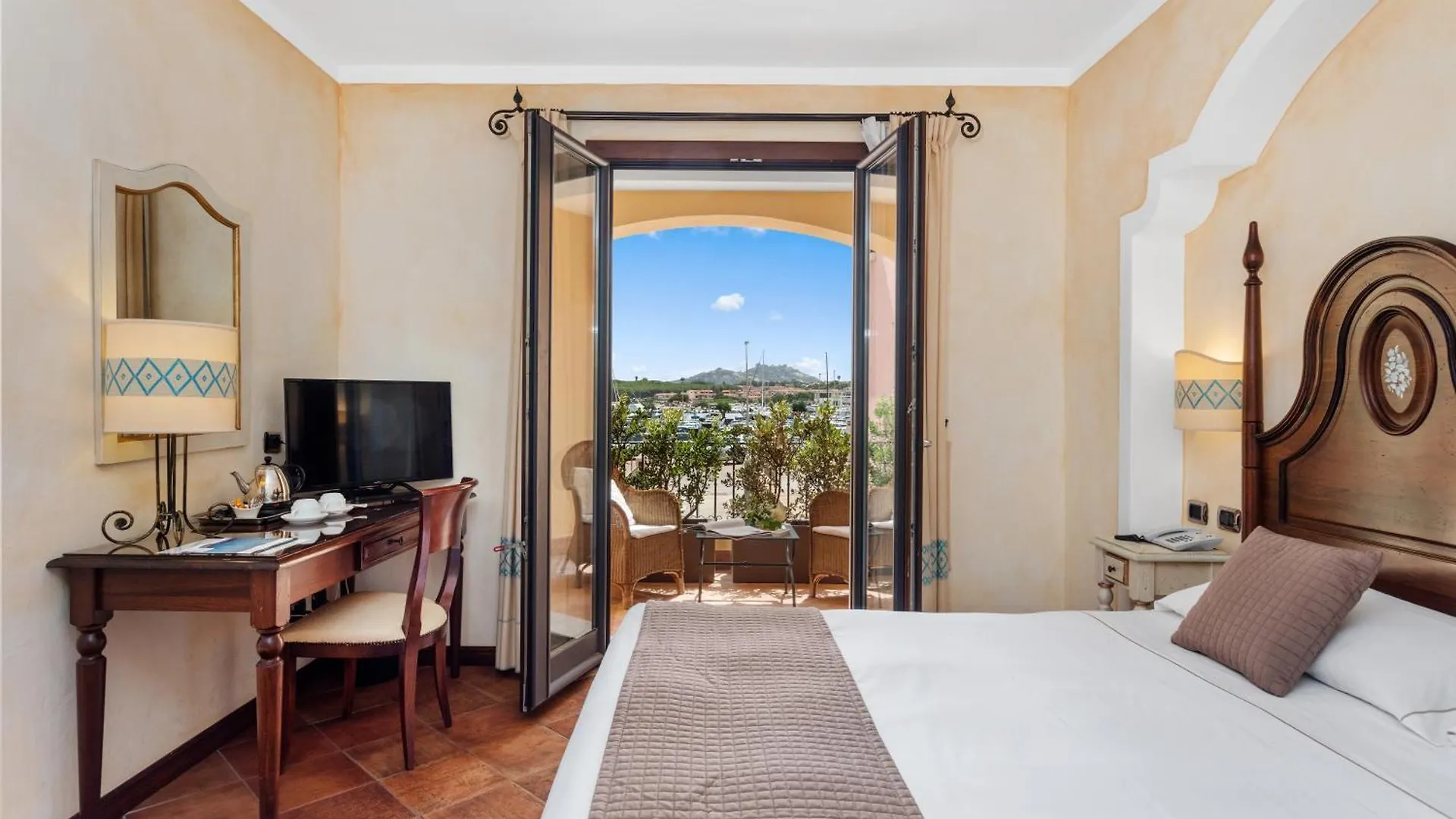 La Vecchia Fonte Boutique Hotel Palau Italy
