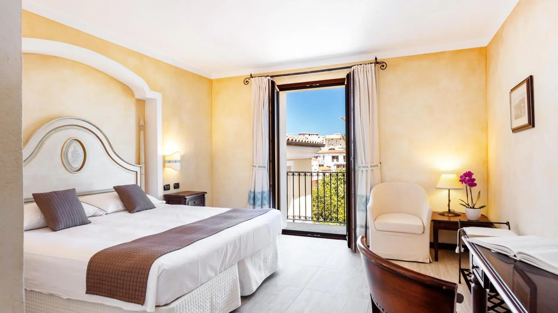 La Vecchia Fonte Boutique Hotel Палау 4*,  Италия