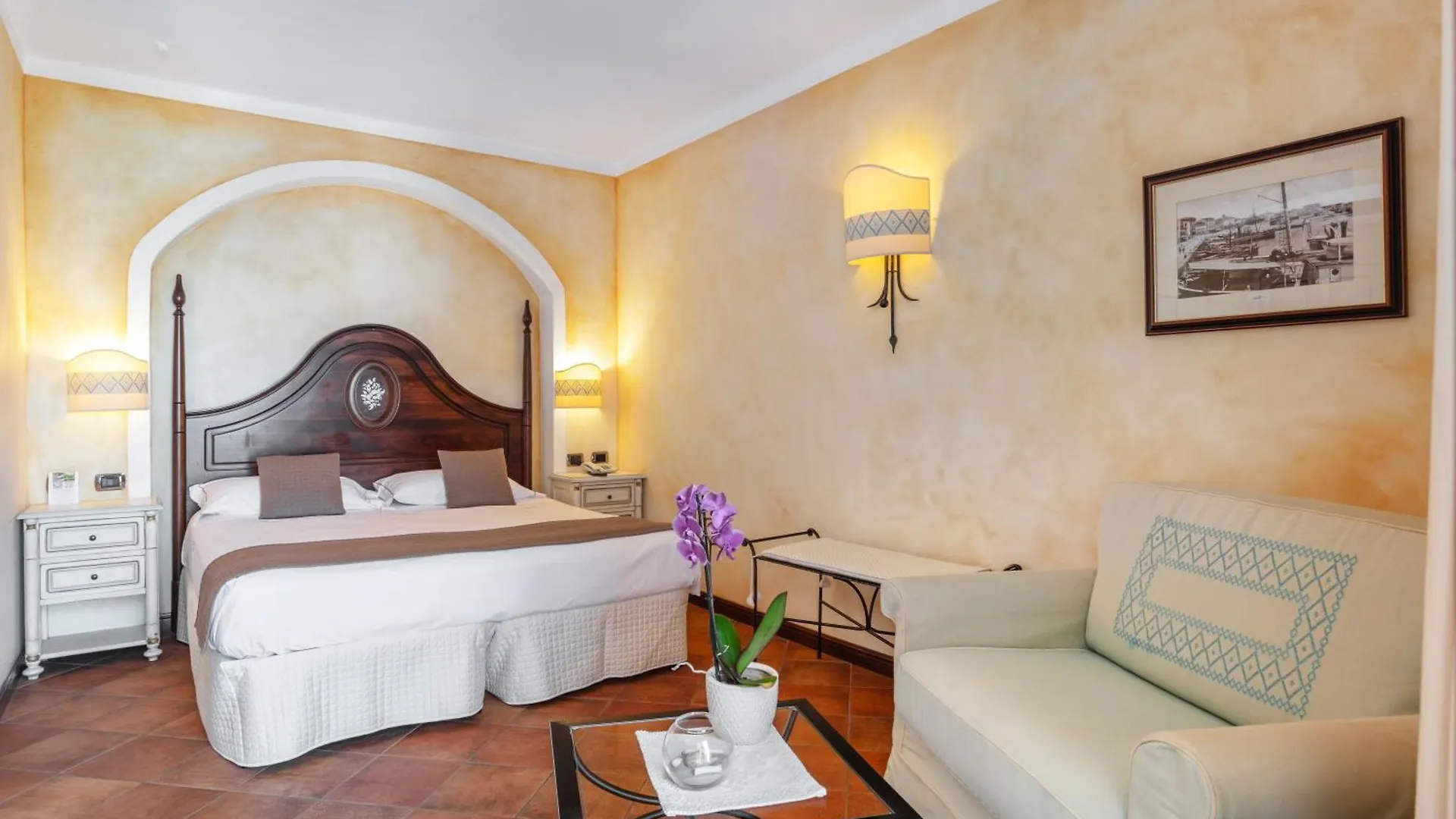 La Vecchia Fonte Boutique Hotel Палау
