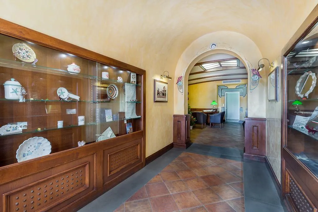 La Vecchia Fonte Boutique Hotel Палау 4*,  Италия